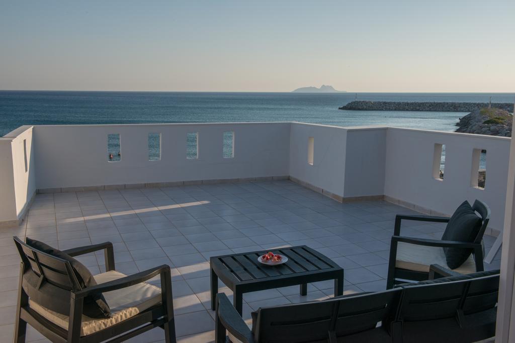 Golden Sun Apartamento Kokkinos Pirgos Exterior foto